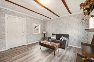 561 Co Rd 785, Natalia, TX 78059 - Photo 33