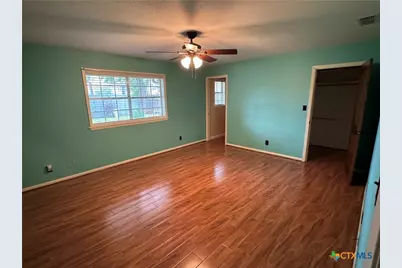 401 Shiloh Drive, Victoria, TX 77904 - Photo 27