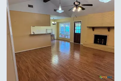 401 Shiloh Drive, Victoria, TX 77904 - Photo 5