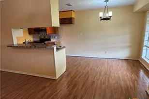 401 Shiloh Dr, Victoria, TX 77904 - Photo 25