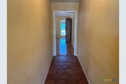 401 Shiloh Drive, Victoria, TX 77904 - Photo 3