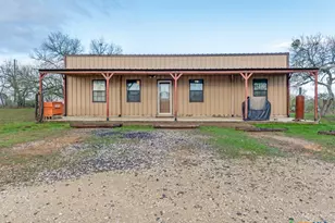 813 Pleasant Acres Dr, Seguin, TX 78155 - Photo 25