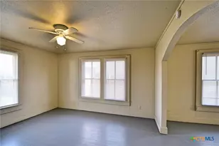 875 Porter St, New Braunfels, TX 78130 - Photo 21