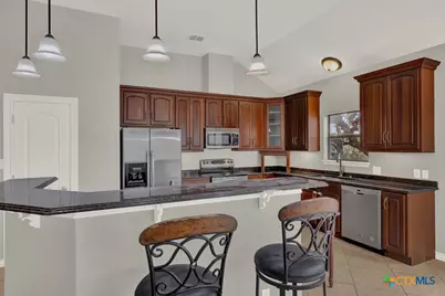 923 Krona Court, New Braunfels, TX 78132 - Photo 9