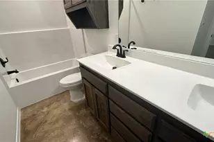 977 A Cline Dr, Copperas Cove, TX 76522 - Photo 9