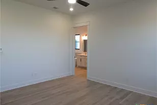 611 Willow Moon Ranch Rd, Crawford, TX 76638 - Photo 19