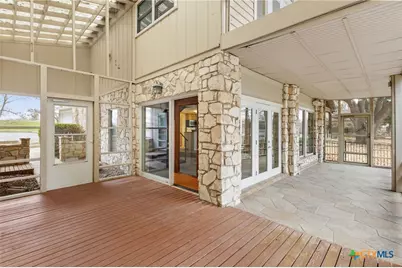 92 Turtle Lane, Seguin, TX 78155 - Photo 11