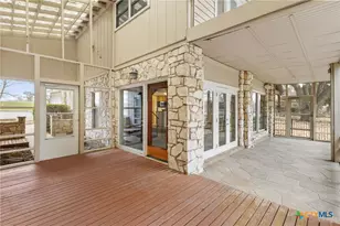 92 Turtle Ln, Seguin, TX 78155 - Photo 11