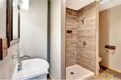 52 N Old Bloomington Road, Victoria, TX 77905 - Photo 11