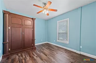 2212 Clay Ave, Waco, TX 76706 - Photo 11