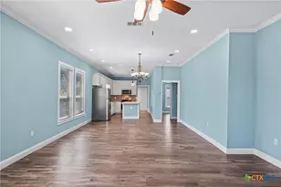 2212 Clay Ave, Waco, TX 76706 - Photo 5