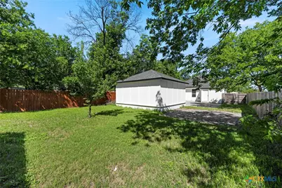 2212 Clay Avenue, Waco, TX 76706 - Photo 17