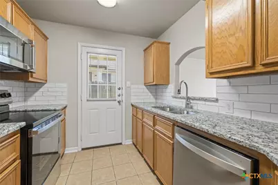 906 Yi Drive, Killeen, TX 76549 - Photo 9