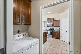 1905 Broken Shoe Trl, Temple, TX 76502 - Photo 11