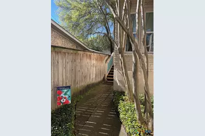 307 Quarry Street, San Marcos, TX 78666 - Photo 3