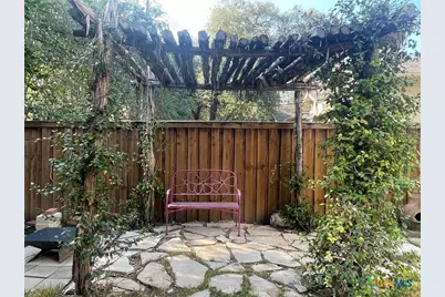 307 Quarry Street, San Marcos, TX 78666 - Photo 1