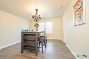 913 Hander Ln, Belton, TX 76513 - Photo 5