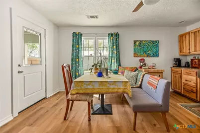 305 W Dallas Avenue, Seadrift, TX 77983 - Photo 23