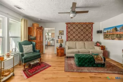 305 W Dallas Avenue, Seadrift, TX 77983 - Photo 15