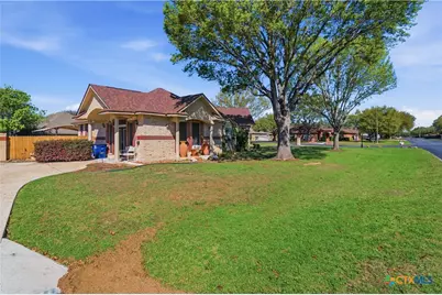 105 Maderas, Seguin, TX 78155 - Photo 7