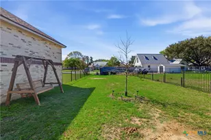 105 Maderas, Seguin, TX 78155 - Photo 45