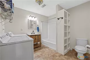 239 Wildwood Ave, Elm Mott, TX 76640 - Photo 17