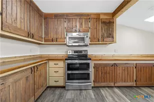 239 Wildwood Ave, Elm Mott, TX 76640 - Photo 9