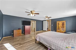 239 Wildwood Ave, Elm Mott, TX 76640 - Photo 11