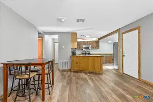 239 Wildwood Ave, Elm Mott, TX 76640 - Photo 5