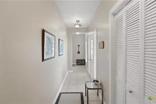956 Lakebreeze Dr, Canyon Lake, TX 78133 - Photo 13