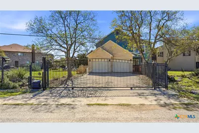 956 Lakebreeze Drive, Canyon Lake, TX 78133 - Photo 31