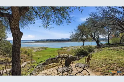 956 Lakebreeze Drive, Canyon Lake, TX 78133 - Photo 11