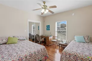 956 Lakebreeze Dr, Canyon Lake, TX 78133 - Photo 9