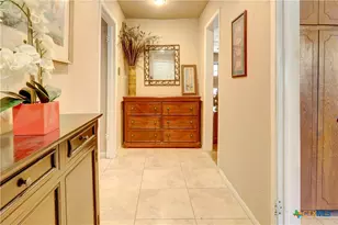 1135 N Penelope St, Belton, TX 76513 - Photo 5