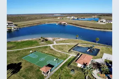 56 Blanc Court, Port Lavaca, TX 77979 - Photo 5