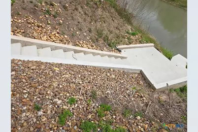 922 US Highway 59, Victoria, TX 77905 - Photo 17