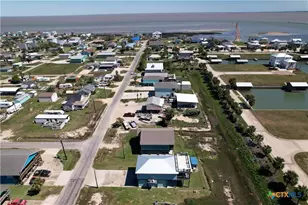 403 W Maple St, Port O'Connor, TX 77982 - Photo 43