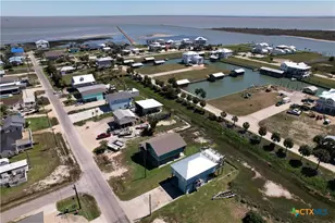 403 W Maple St, Port O'Connor, TX 77982 - Photo 39