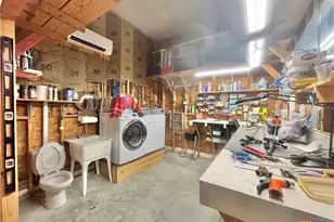 403 W Maple St, Port O'Connor, TX 77982 - Photo 33