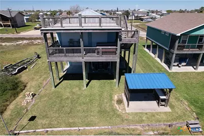 403 W Maple Street, Port O'Connor, TX 77982 - Photo 1