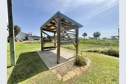 403 W Maple Street, Port O'Connor, TX 77982 - Photo 31