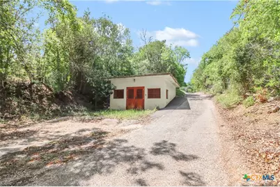 1300 Keller Lane, Seguin, TX 78155 - Photo 39