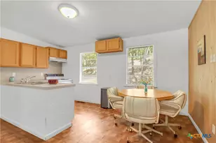 1300 Keller Ln, Seguin, TX 78155 - Photo 13