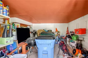 1300 Keller Ln, Seguin, TX 78155 - Photo 35