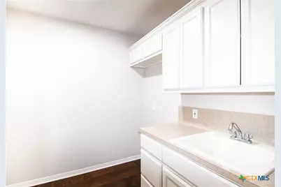 202 Ridge View, Victoria, TX 77904 - Photo 21