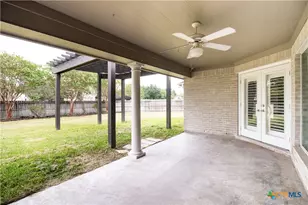 202 Ridge View, Victoria, TX 77904 - Photo 3