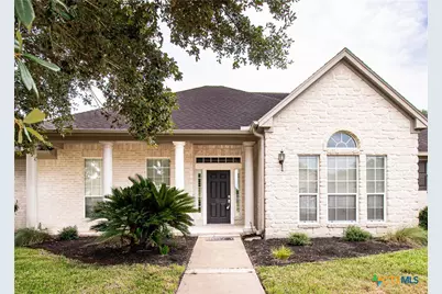 202 Ridge View, Victoria, TX 77904 - Photo 1