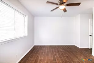 202 Ridge View, Victoria, TX 77904 - Photo 15