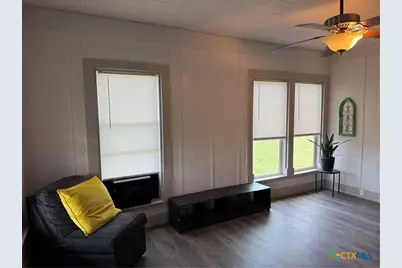 308 N Pumphrey Street, Edna, TX 77957 - Photo 5