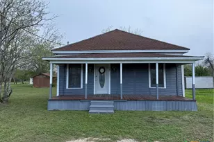 308 N Pumphrey St, Edna, TX 77957 - Photo 17